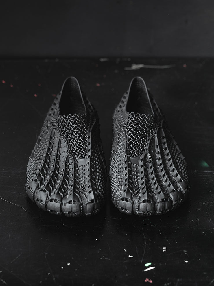 OUTBREAK LAB<br>MENS Barefoot 3D printed indoor training shoes / BLACK