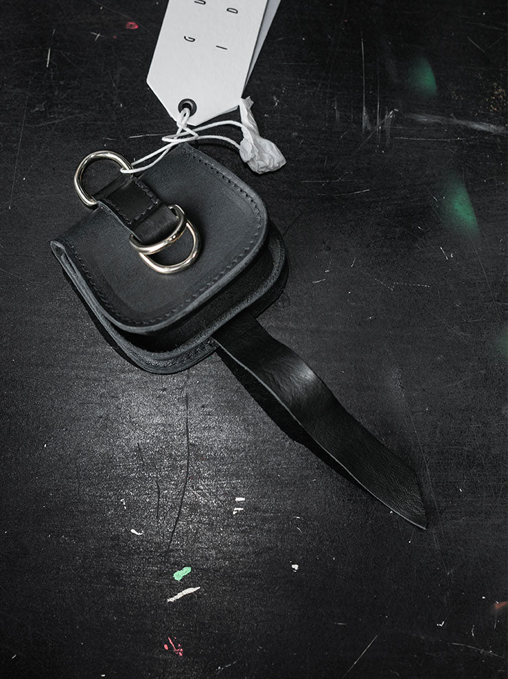 GUIDI<br>レザーコインパース with キーリング W10 BLKT / HORSE FULL GRAIN