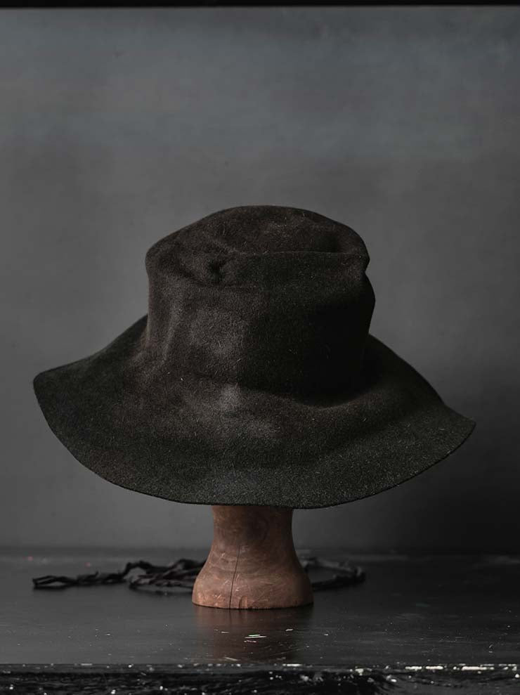 HORISAKI<br>ONE OF A KIND COLLECTION ラビットファーフェルトハット OOAK26 NO. 047 / VARIOUS