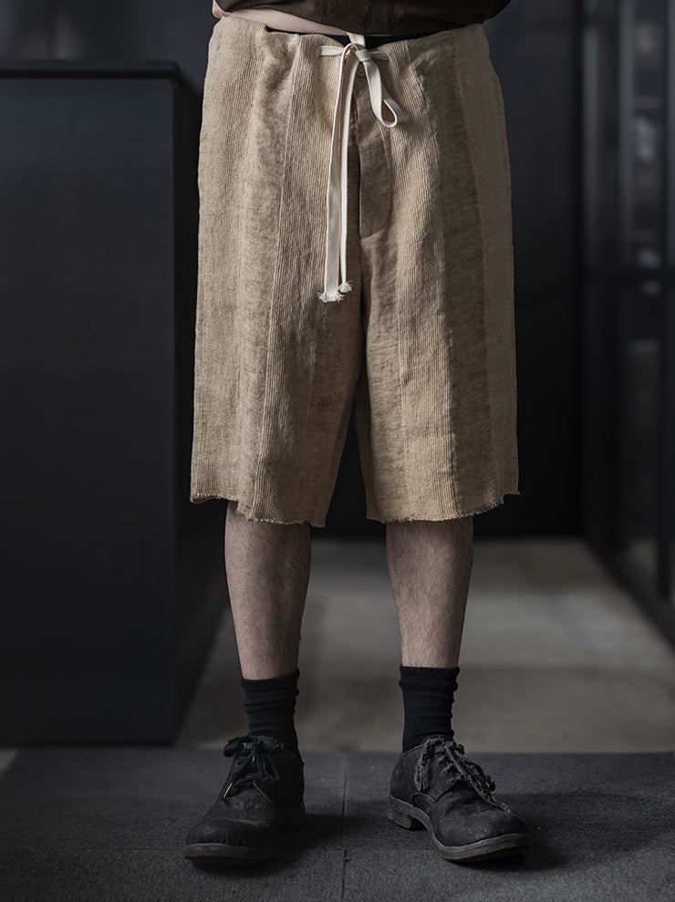 UMA WANG<br> MENS LINEN SHORTS / TAN