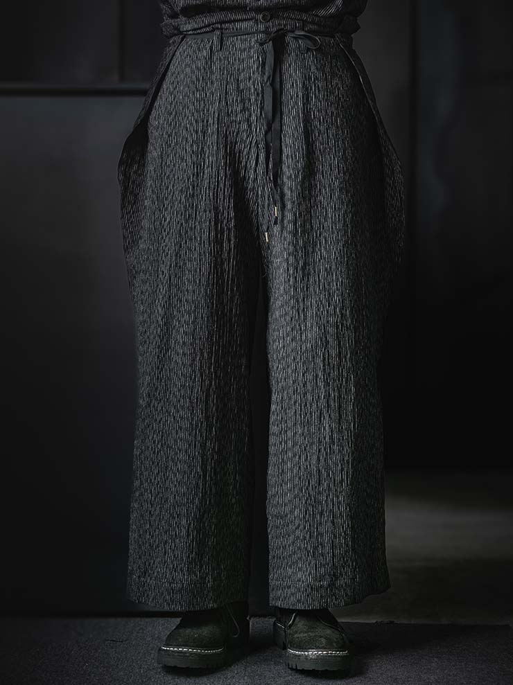 individual sentiments<br />UNISEX ラップワイドパンツ / BLACK