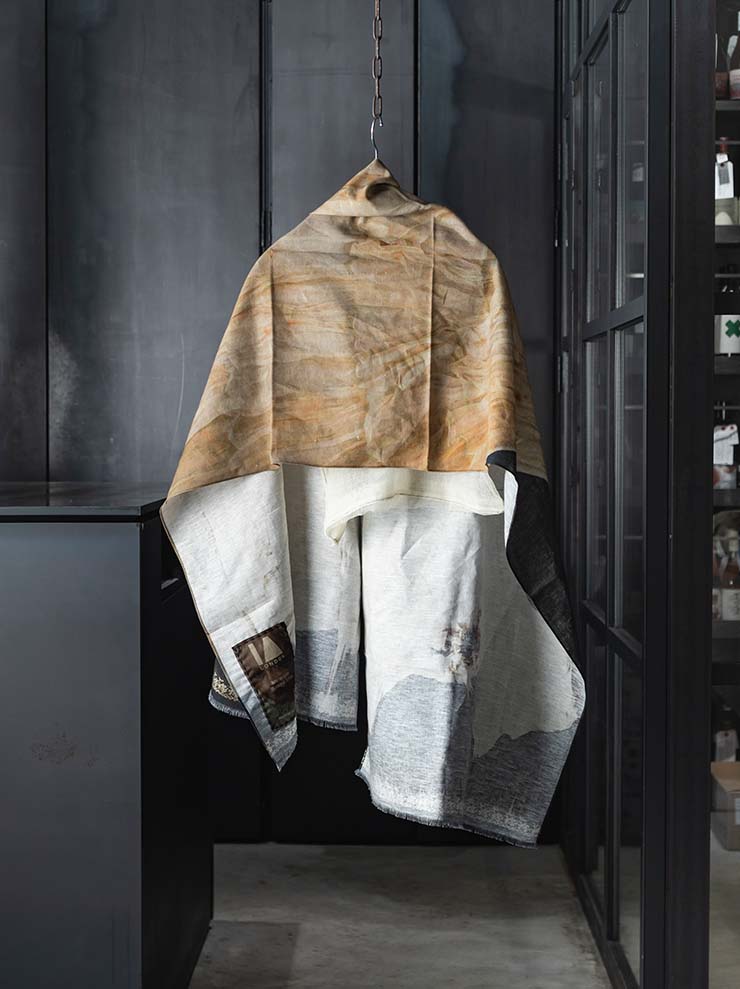 IA LONDON<br>LINEN & COTTON SCARF / BRIDE PRINT