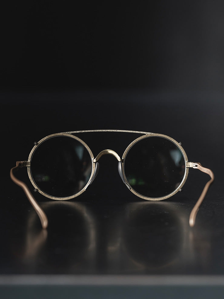 UMA WANG × RIGARDS<br>THE VICTORIAN CLIP SUNGLASSES / GOLD × ANTIQUE GOLD