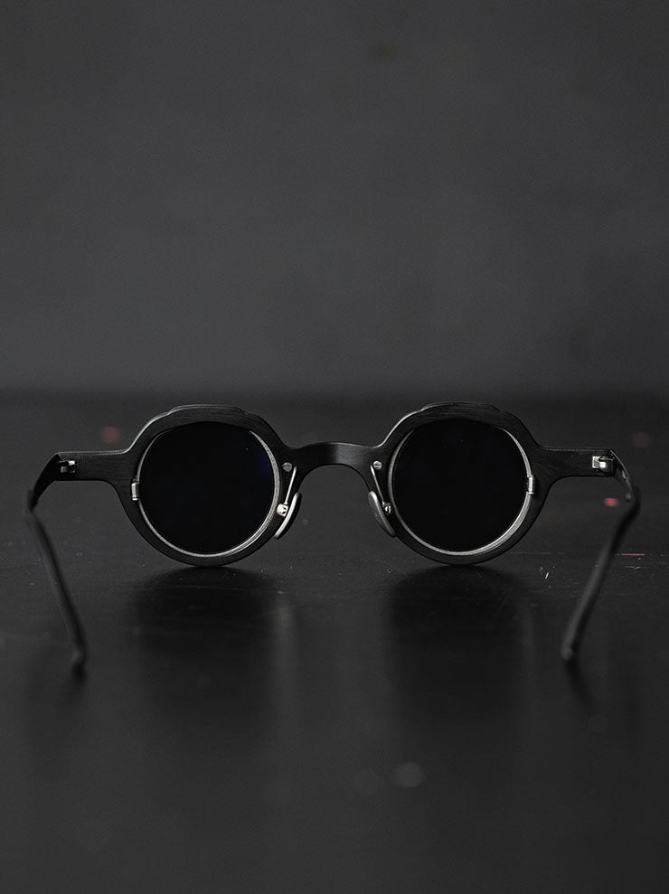 RIGARDS<br>GENUINE HORN フレームサングラス / UNI BLACK & WHITE / RG1064