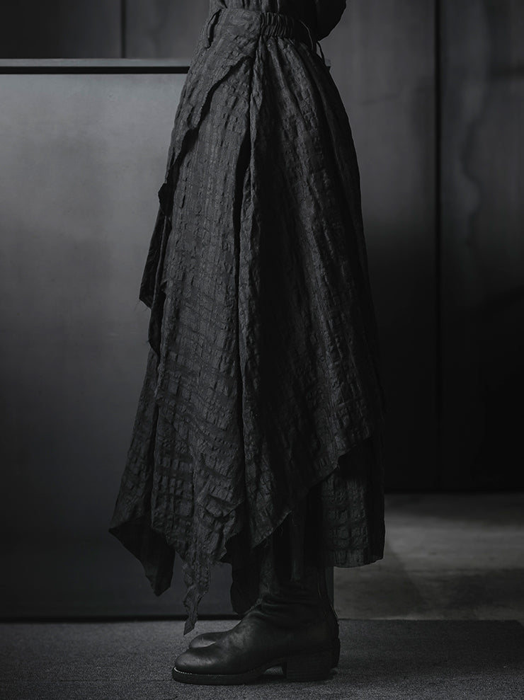 CHIAHUNG SU<br>HAND WOVEN CHECKER MIDI SKIRT / BLACK CHECKER