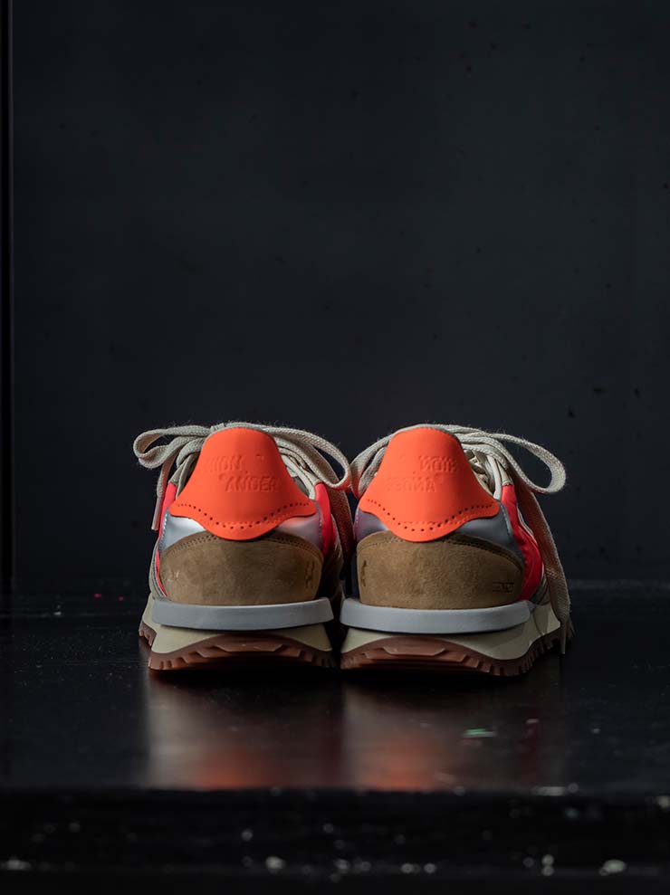 HIDNANDER<br> WOMENS SPORTS SNEAKERS / SAND × RED LOBSTER