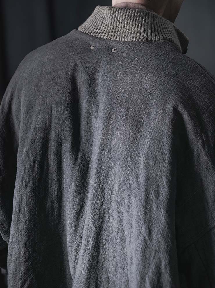 EVAN SCOTT MONROE<br>Zeppelin Bomber / Oak Gall, Grey/Blue