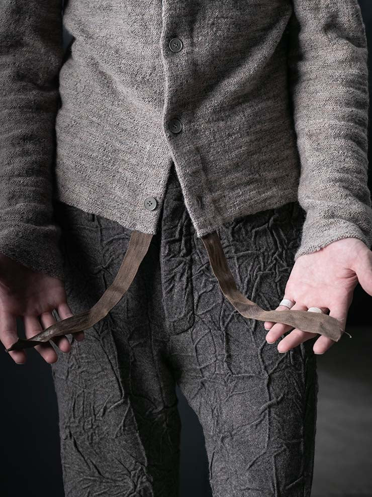 K'ANG<br>UNISEX ROUND NECK MID FIT CARDIGAN / GREYISH BROWN