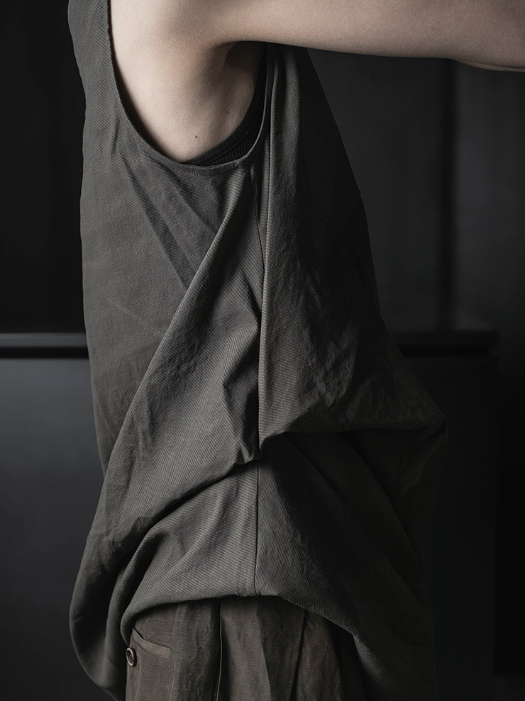 UMA WANG<br>WOMENS TARA TOP / DARK GREY