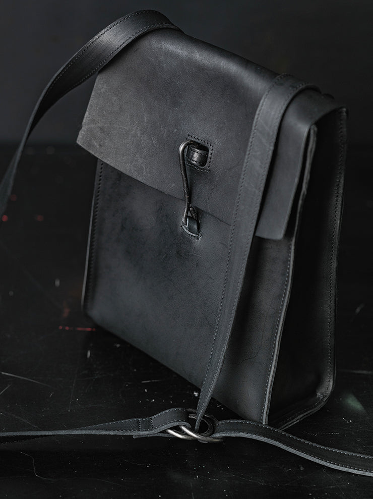 tagliovivo<br>ドクタークロスボディバッグ CULATTA RAW / Black