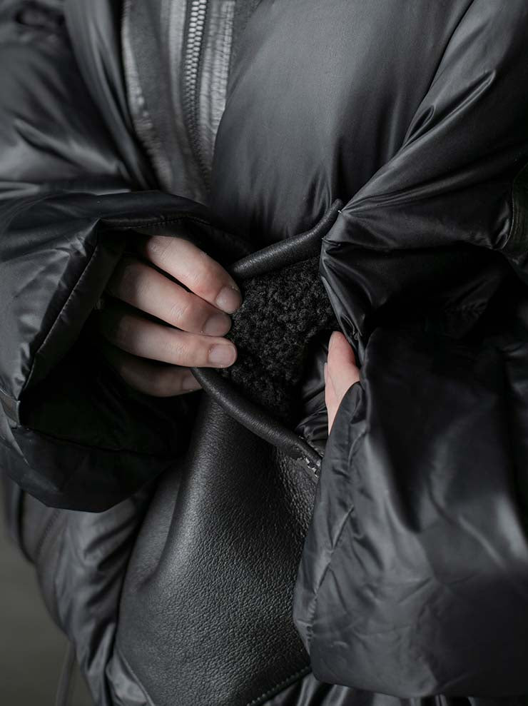 ISAAC SELLAM EXPERIENCE<br>UNISEX Contrast Material Down Jacket / NOIR