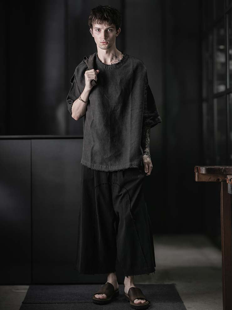 GATHERING<br>Beekeeper T-Shirt / BLACK
