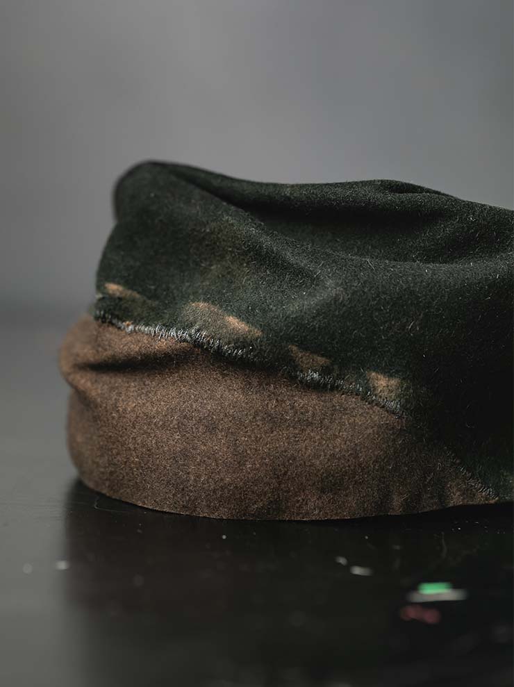 HORISAKI<br>ONE OF A KIND COLLECTION ラビットファーフェルトハンドダイハット OOAK25 NO.46 / GREEN MELANGE EB