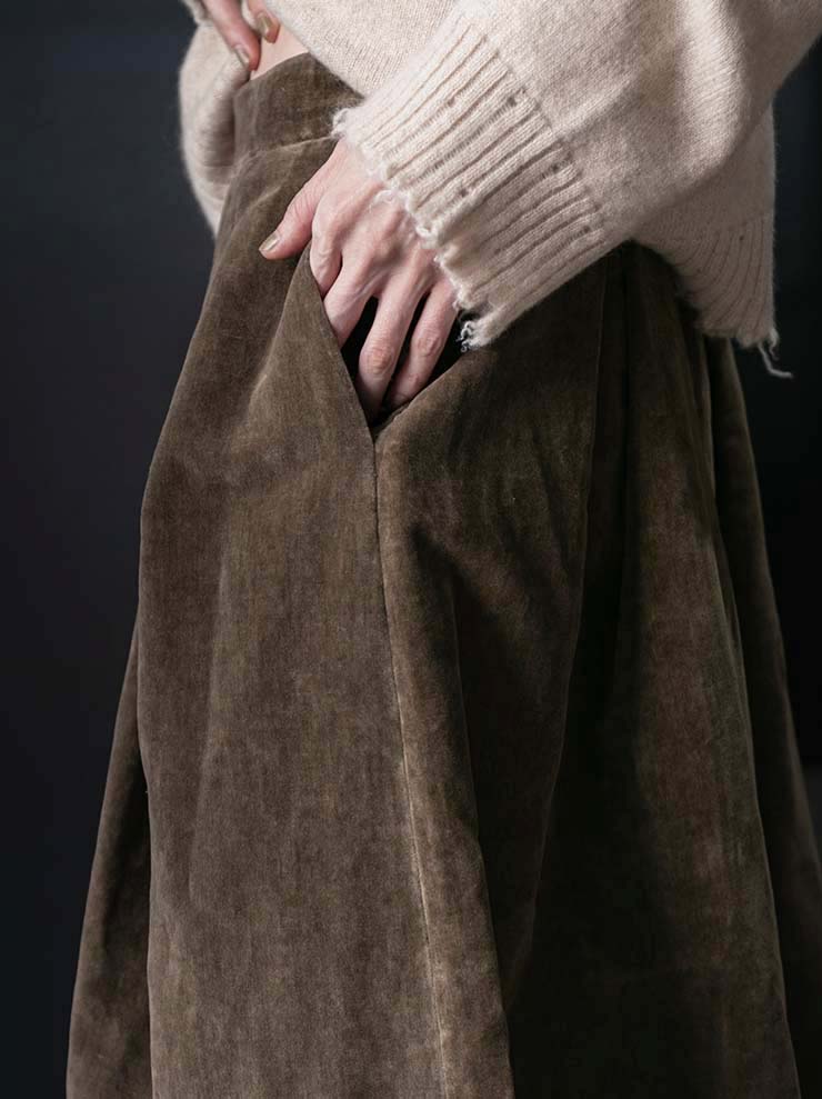UMA WANG<br>WOMENS VELVET SKIRT  / MUSTARD