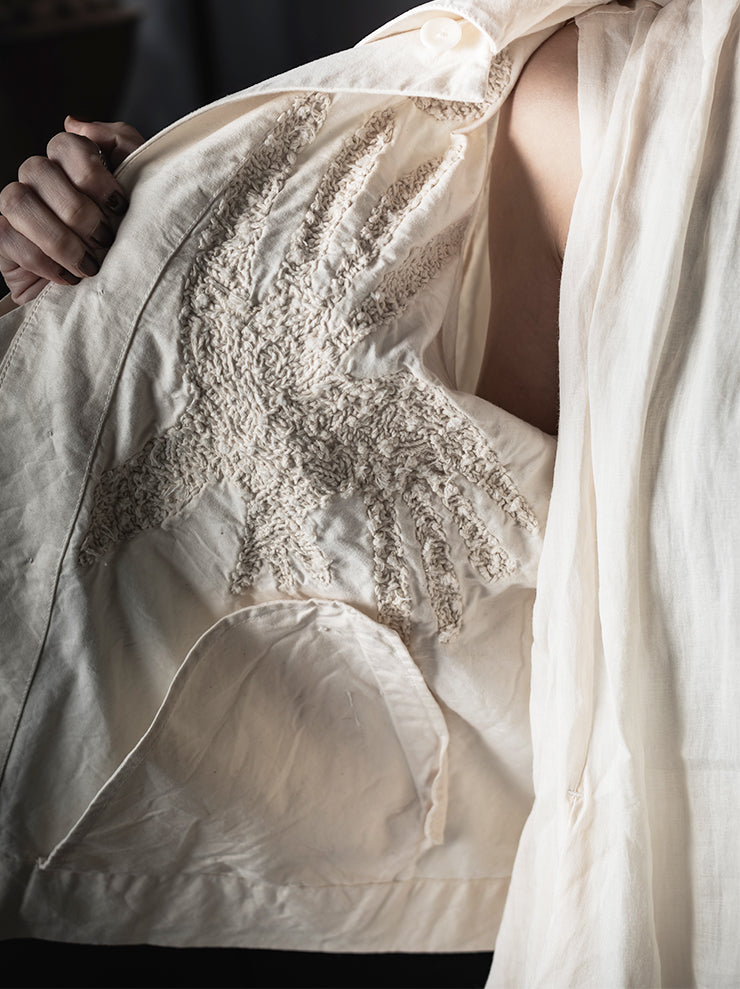 KINYAN LAM<br>Unisex Hand Embroidery Raglan Sleeve Jacket / Raw White