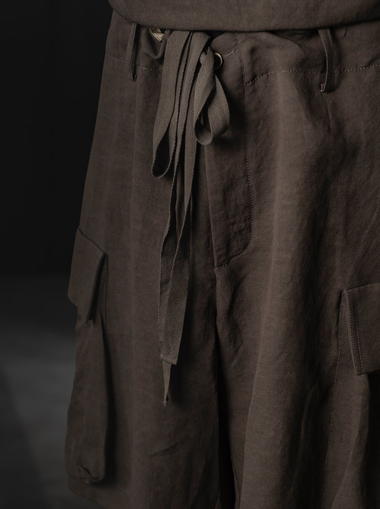 UMA WANG<br> MENS POCKET SHORTS / DARK BROWN