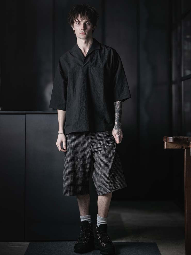 individual sentiments<br />UNISEX スイッチング 3/4 スリーブ シャツ / BLACK