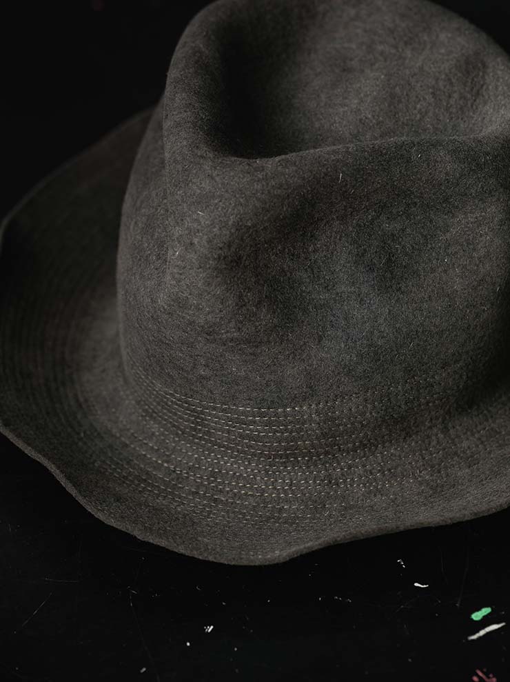 HORISAKIラビットファーフェルトハット RHNOS007 - fw26 / GREY ROCK