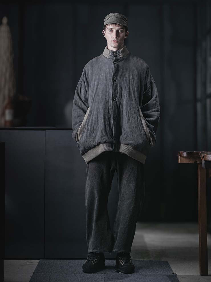 EVAN SCOTT MONROE<br>Zeppelin Bomber / Oak Gall, Grey/Blue
