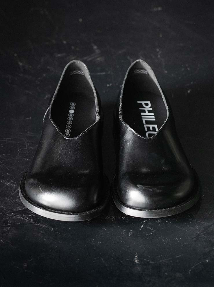 PHILEO<br>CLOG – SLIP-ON LEATHER SHOES / BLACK