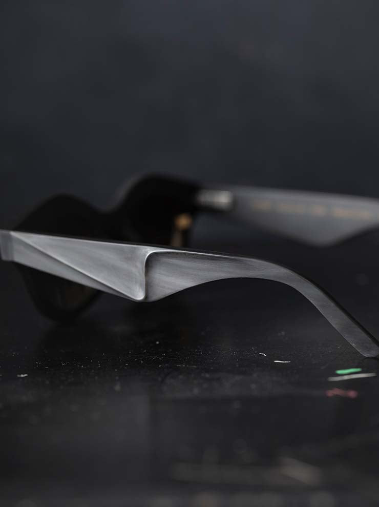 RIGARDS<br/>GENUINE HORN & TITANIUM フレームサングラス / BLACK / RG1063