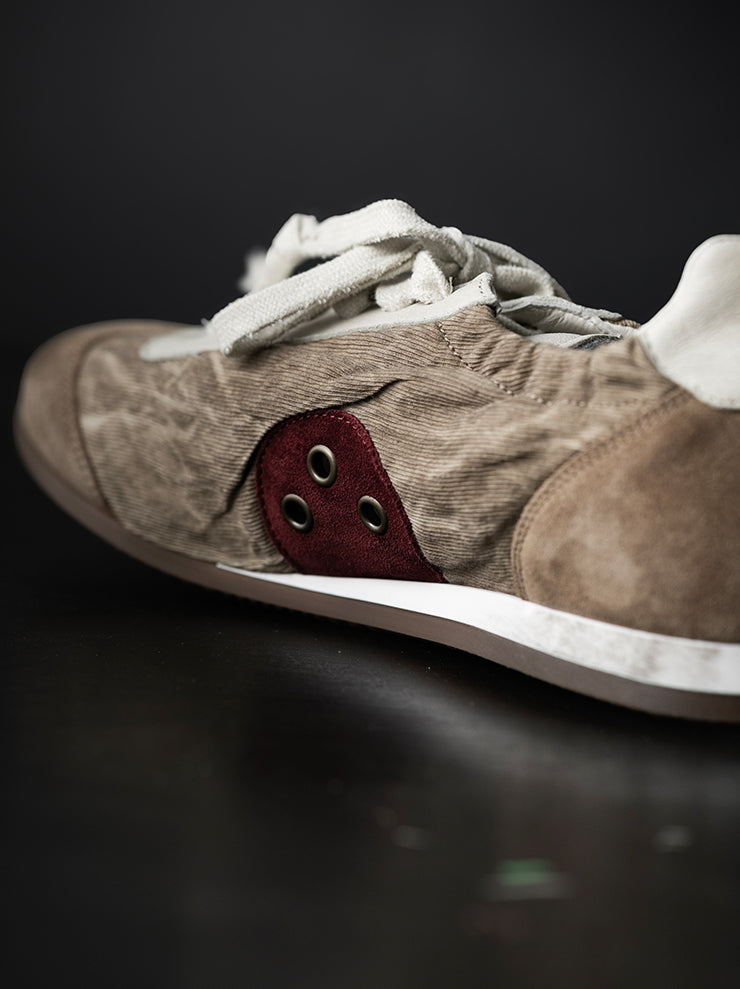 UMA WANG<br>WOMEN S SNEAKERS / TAN