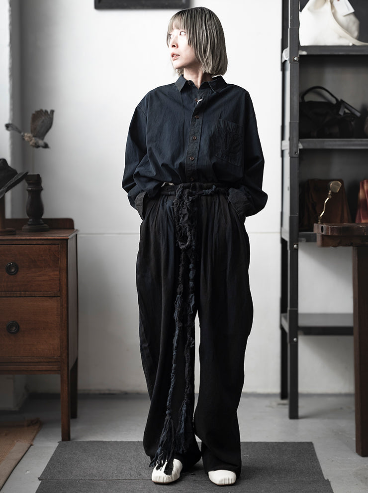 KINYAN LAM<br>UNISEX ナチュラルダイリラックスプリーツトラウザー / INDIGO BLUE