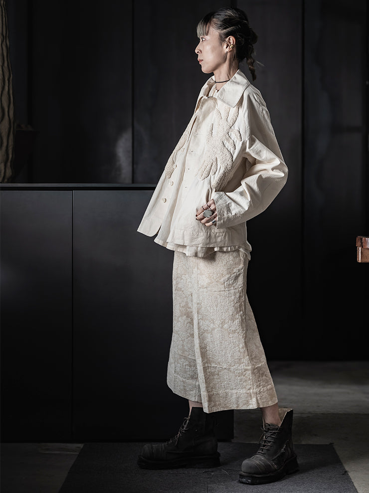 KINYAN LAM<br>Unisex Hand Embroidery Raglan Sleeve Jacket / Raw White