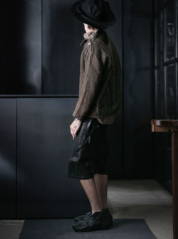 OUTBREAK LAB<br>MENS Beekeeper Sweater in Cotton Bouclé / DARK