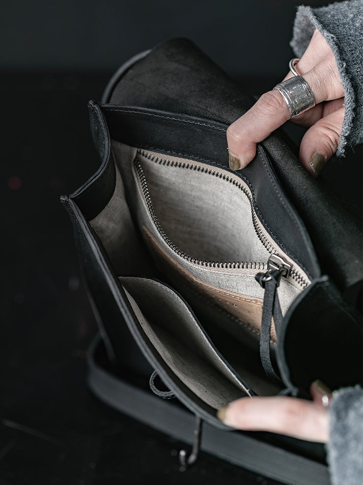 tagliovivoドクタークロスボディバッグ CULATTA RAW / Black
