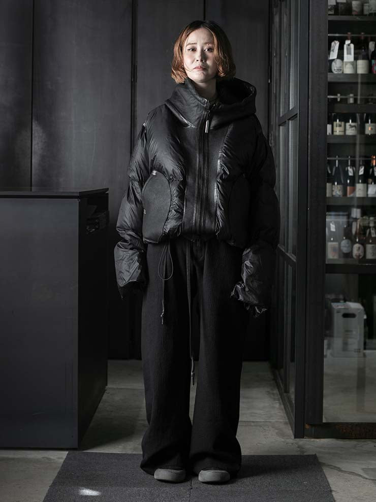 ISAAC SELLAM EXPERIENCE<br>UNISEX Contrast Material Down Jacket / NOIR