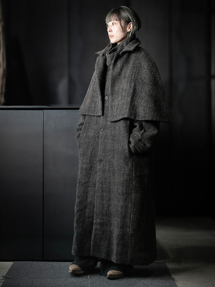 toward(s)<br />MERINO & YAK WOOL BLEND HIGH NECK OVERCOAT / DARK GREY