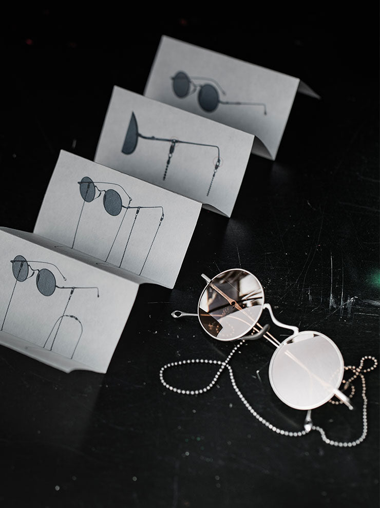 RIGARDS × UMA WANG<br>TITANIUM フレームサングラス / SILVER ANTIQUE / RG00UW14