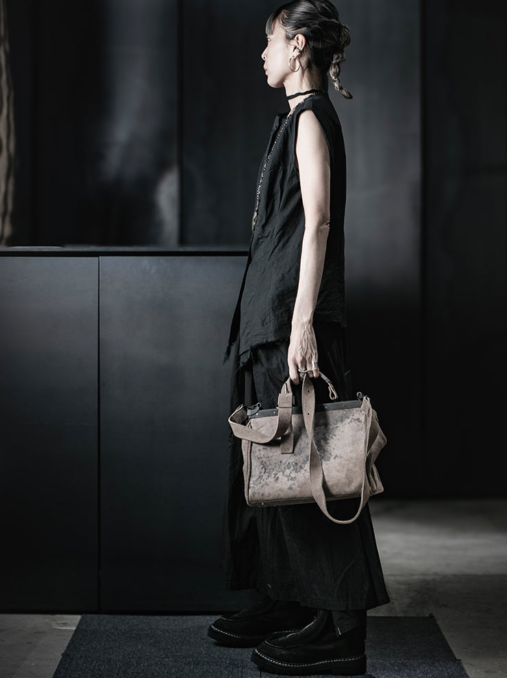 MDK – MIRANDA KALOUDIS<br>PARERCHOMAI BAG LARGE / HORSE LEATHER / TAUPE