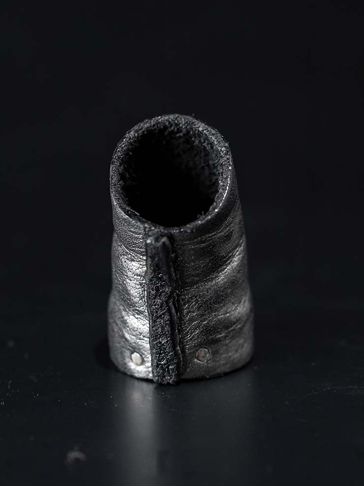 DETAJ<br>LEATHER RING / VINTAGE SILVER