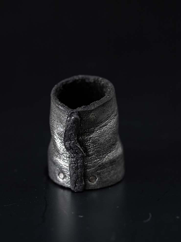 DETAJ<br>LEATHER RING / VINTAGE SILVER