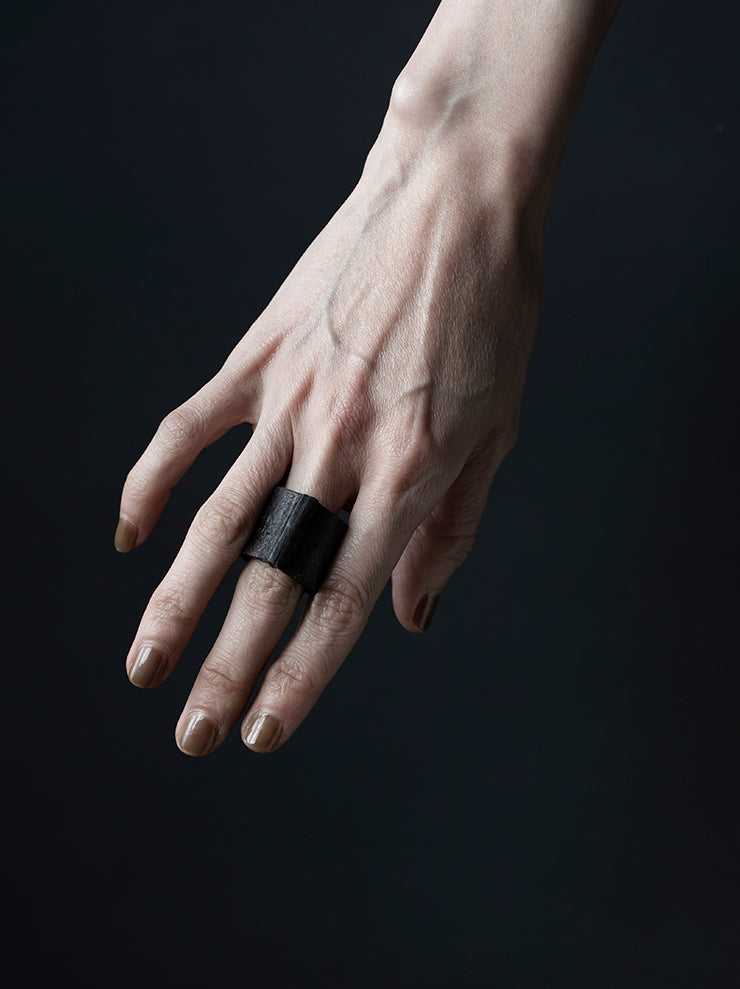 DETAJ <br>JAPONISM LEATHER RING / RE-R14