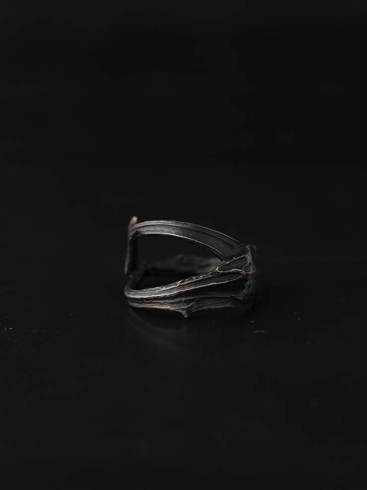 DETAJ <br>DEVIL CLAW SILVER RING