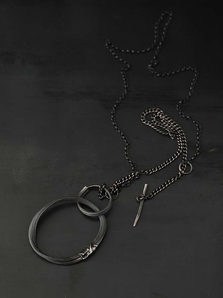 DETAJ<br>HAIR NECKLACE / BLACK