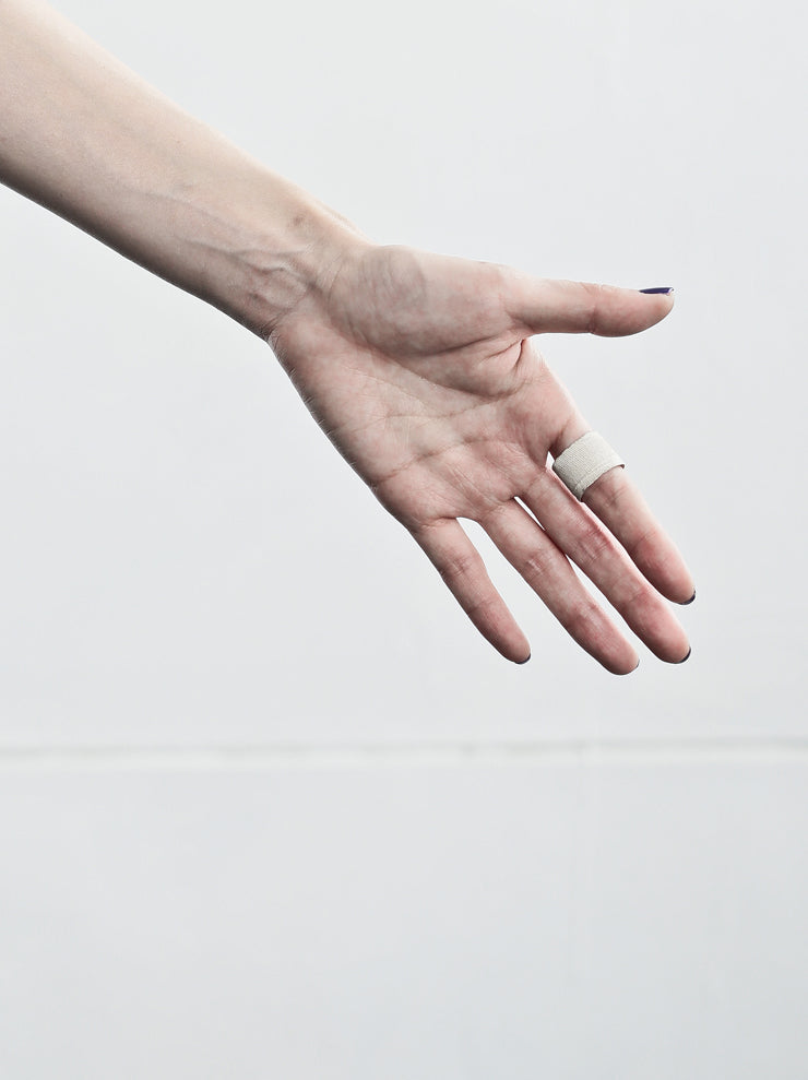 DETAJ<br> BANDAGE FIT RING