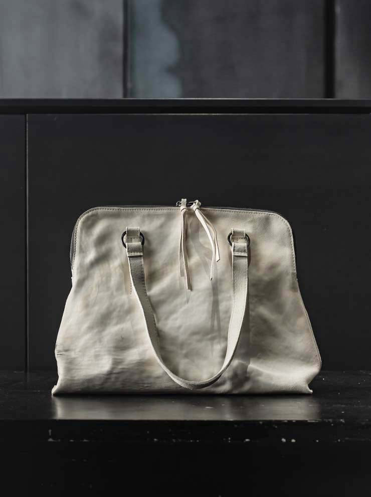 tagliovivo<br> Bowlet bag S / WHITE &amp; SILVER
