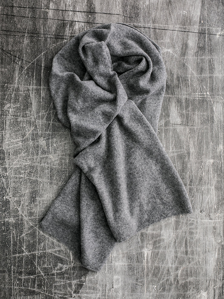 Himalayan Cashmere<br> Cashmere stole CHARCOAL
