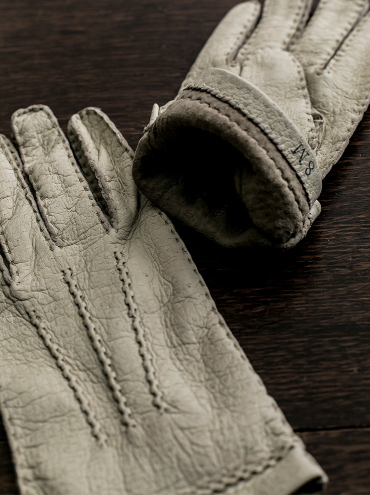 EMATYTE<br> Unisex peccary leather gloves ECRU