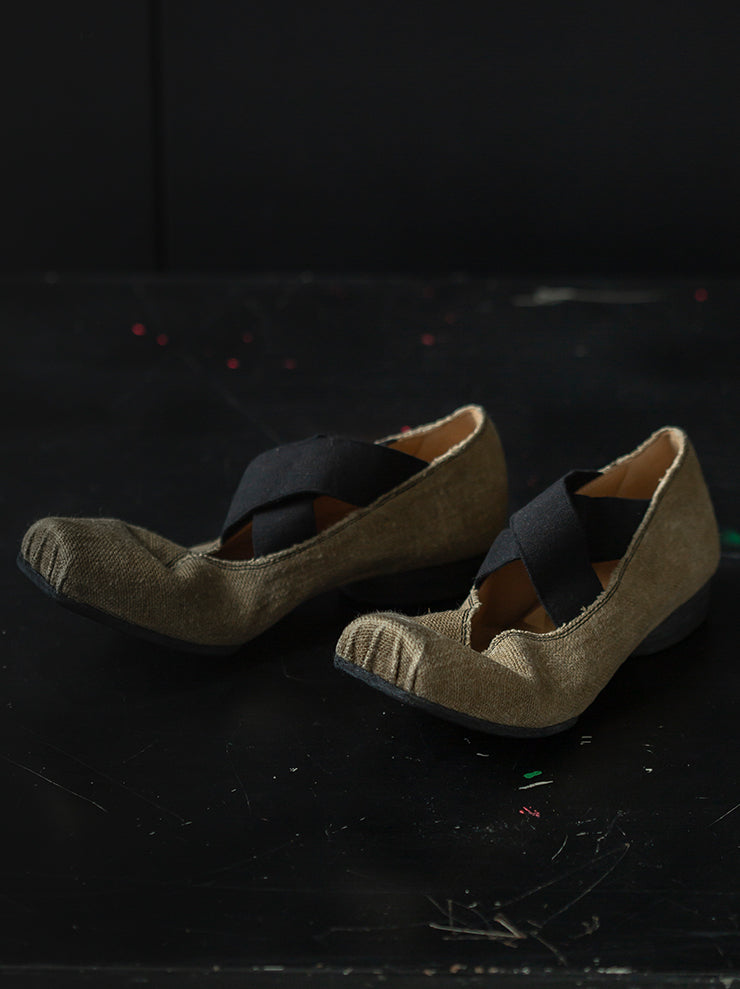 UMA WANG<br> WOMENS canvas ballet shoes / TAN × BLACK