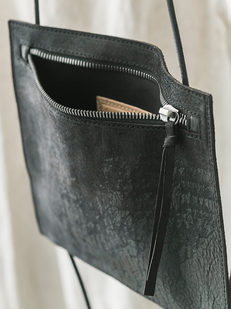 tagliovivo<br> Flat pocket bag / BLACK