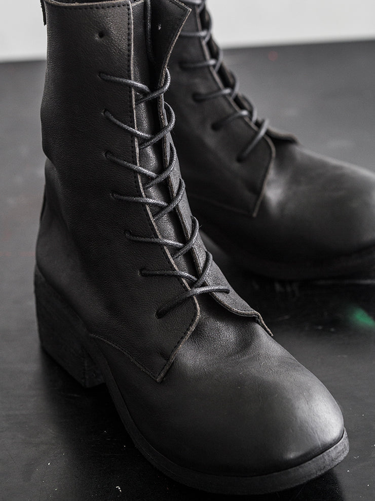 NUTSA MODEBADZE<br> Women's lace-up boots BLACK