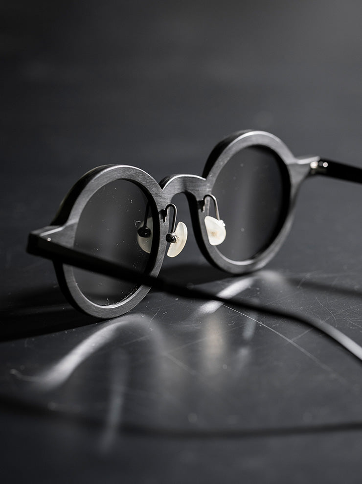 RIGARDS<br> GENUINE HORN &amp; TITANIUM frame sunglasses / BLACK &amp; WHITE / RG0161ZC