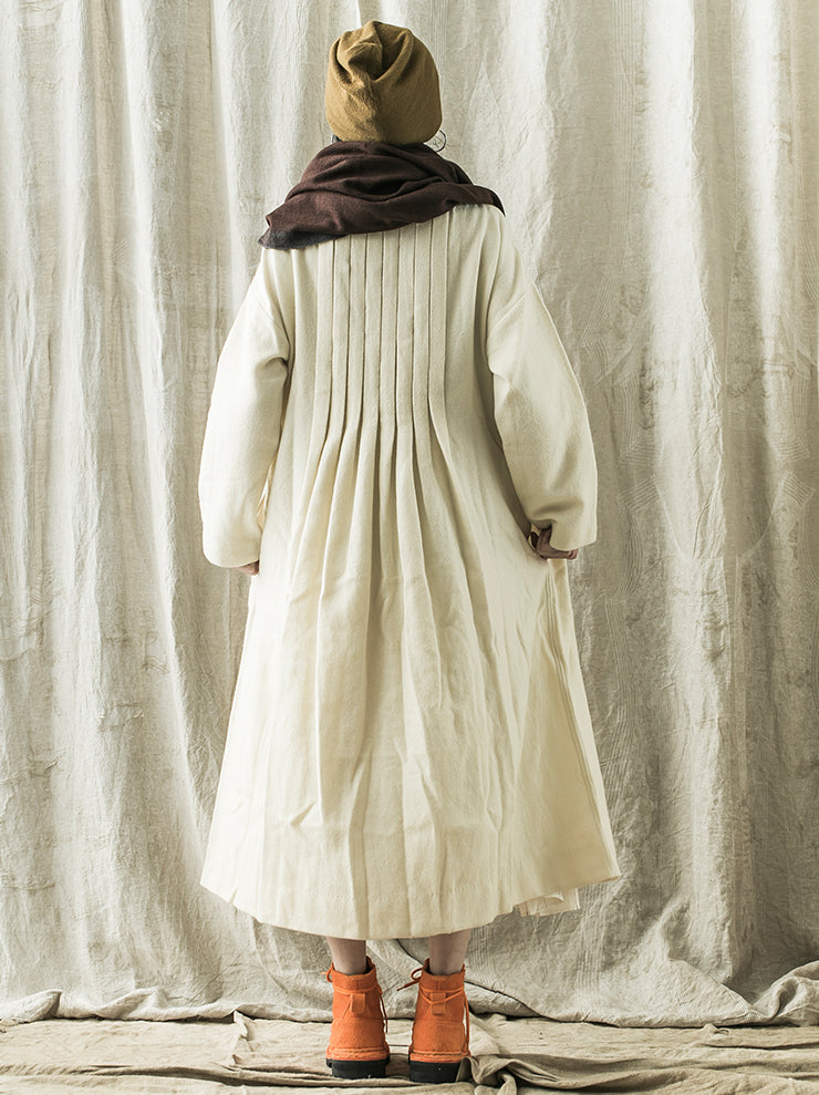 MAKU<br> pleated wool dress UNDYED