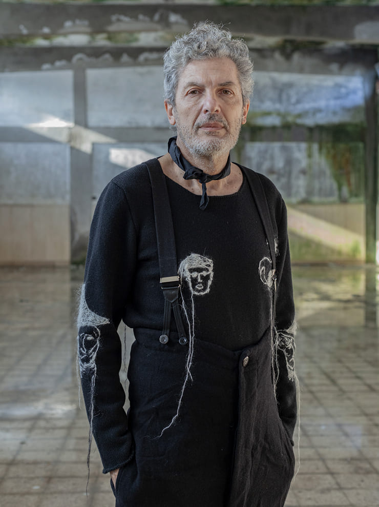 ARCHIVIO J.M.RibotHAND EMBROIDERED SWEATER / BLACK